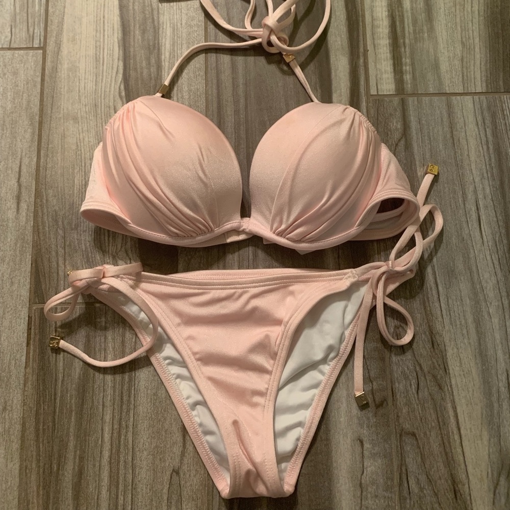 Victoria’s Secret Swimsuit Light Pink